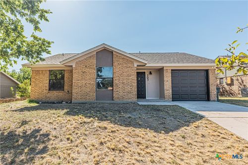 203 Blanket Dr, Copperas Cove, TX, 76522-1009 | Card Image