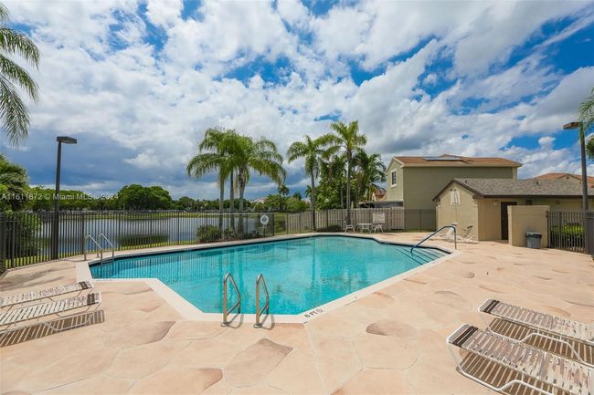 3749 Nw 107 Th Way, House other with 3 bedrooms, 3 bathrooms and null parking in Sunrise FL | Image 17