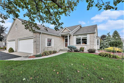 6714 Cedargrove W, Jenison, MI, 49428-8198 | Card Image