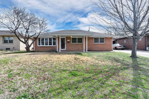 708 S Fabrique Dr, Wichita, KS, 67218 | Card Image