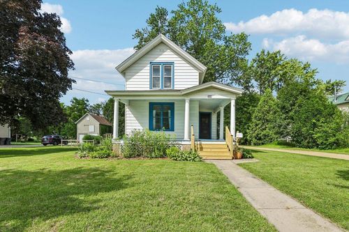 400 E Washington St, LAKE MILLS, WI, 53551-1359 | Card Image