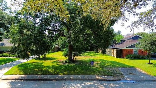 3731 Grennoch Ln, Houston, TX, 77025-2405 | Card Image