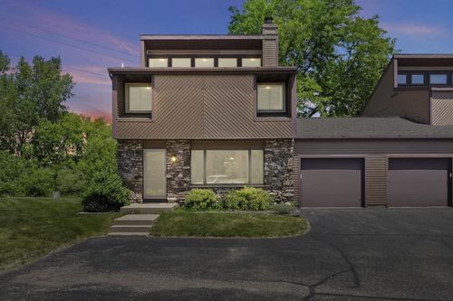 545-545 Knightsbridge Road, Waunakee, WI, 53597 | Card Image