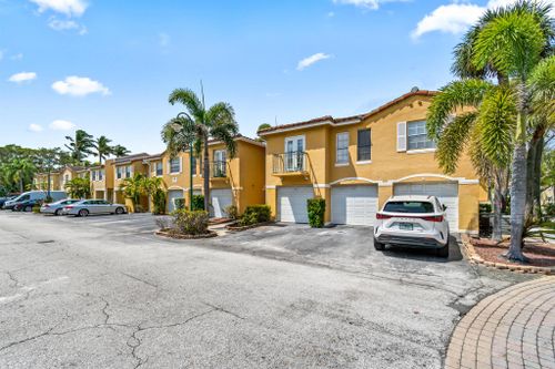 206-1025 Lake Shore Drive, Lake Park, FL, 33403 | Card Image