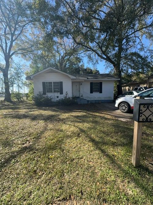 51 Macks St, Mobile, AL, 36607-2602 | Card Image