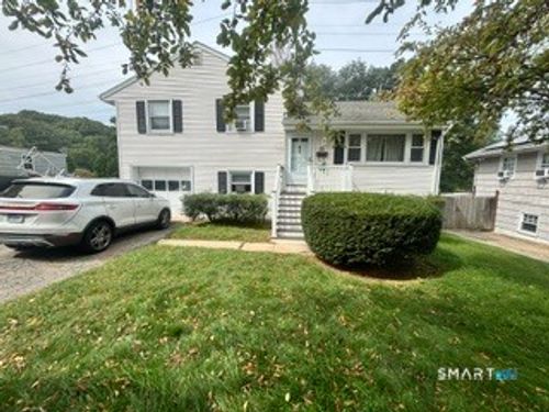 51 Maher Dr, Norwalk, CT, 06850-2417 | Card Image