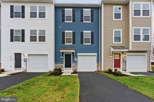 143 Homestead Dr, HANOVER, PA, 17331-8050 | Card Image