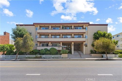 108-5412 Lindley Ave, Encino, CA, 91316-4367 | Card Image