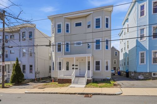 28 Clark St, Malden, MA, 02148-2865 | Card Image
