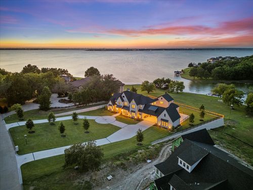 9 Meadowlake Dr, Heath, TX, 75032-8928 | Card Image