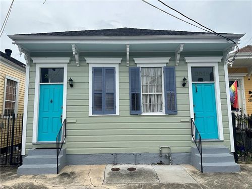 2521 Laurel St, New Orleans, LA, 70130-5523 | Card Image