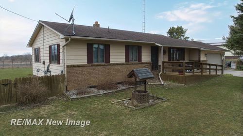 10137 N Vassar Rd, Mount Morris, MI, 48458-9776 | Card Image
