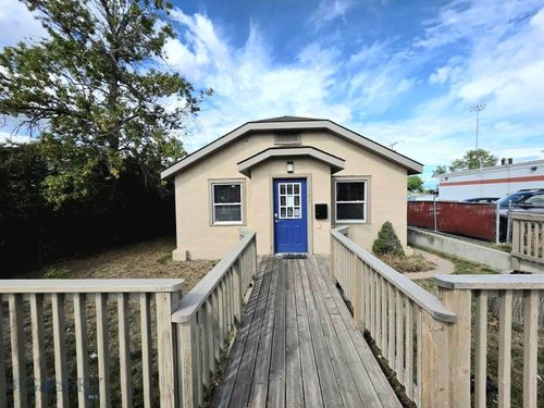 120 E Lyndale Ave, Helena, MT, 59601-2911 | Card Image