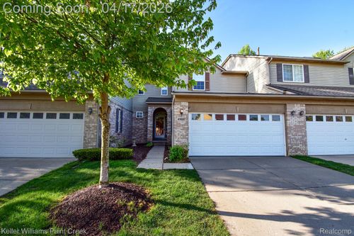 41687 Glade Rd, Canton, MI, 48187-3773 | Card Image