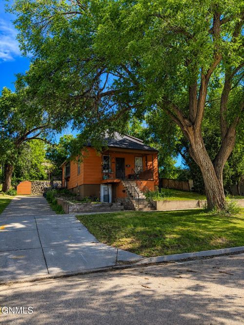 406 3rd Street Ne, Mandan, ND, 58554 | Card Image
