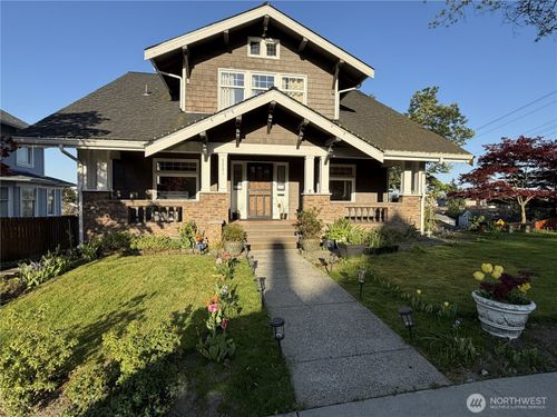 3231 Grand Ave, Everett, WA, 98201-4210 | Card Image
