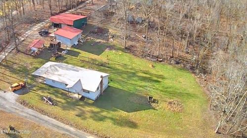 109 Concord Ln E, Robbins, TN, 37852-3528 | Card Image