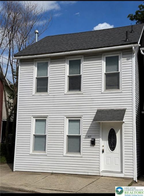 427 Pawnee St, BETHLEHEM, PA, 18015-1425 | Card Image