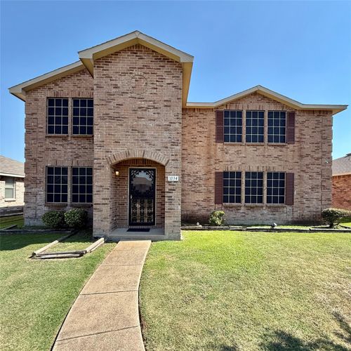 1034 Graystone Dr, Lancaster, TX, 75134-4620 | Card Image