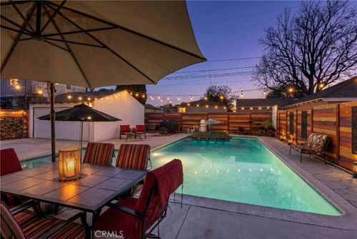 4201 Gardenia Ave, Long Beach, CA, 90813-5119 | Card Image