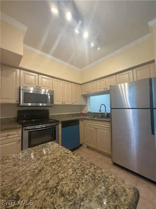 apt-409-8423 Bernwood Cove Loop, FORT MYERS, FL, 33966-8136 | Card Image