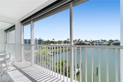 apt-4c-300 Park Shore Dr, NAPLES, FL, 34103-3489 | Card Image