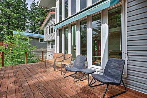 423-421 Judy Ln, Juneau, AK, 99801-1444 | Card Image