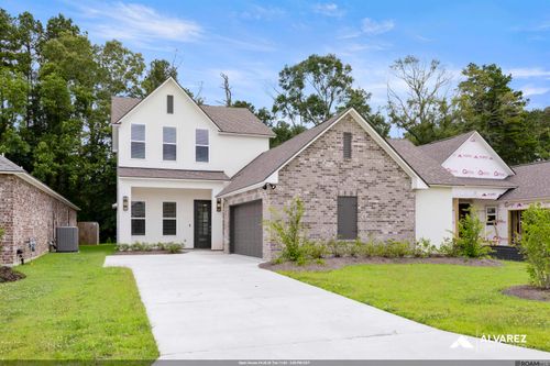 25281 Burlington Dr, Denham Springs, LA, 70726-6192 | Card Image