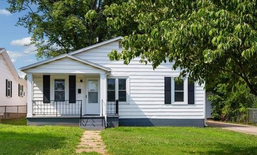 2937 W Walnut St, Springfield, MO, 65802-4748 | Card Image