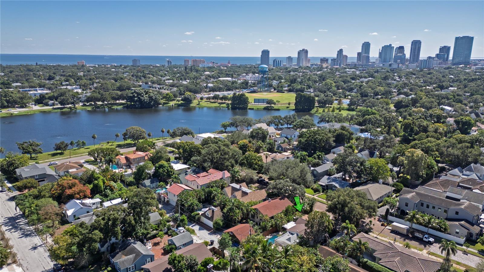 Residential in ST PETERSBURG 5