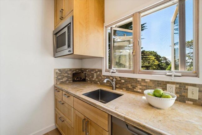 24826 Santa Fe St, House other with 3 bedrooms, 2 bathrooms and 2 parking in Carmel CA | Image 14