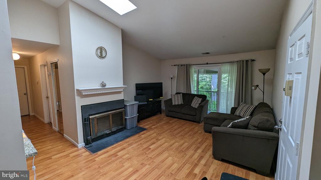 Residential in LAWRENCEVILLE 2