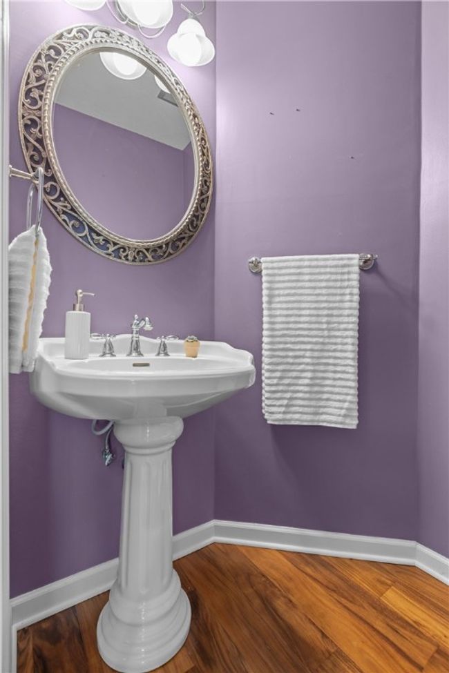 1st floor Powder room | Image 19