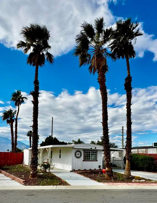 32059 Westchester Dr, Thousand Palms, CA, 92276-3660 | Card Image