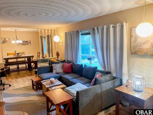 1146 Er Daniels Rd, Wanchese, NC, 27981-9570 | Card Image