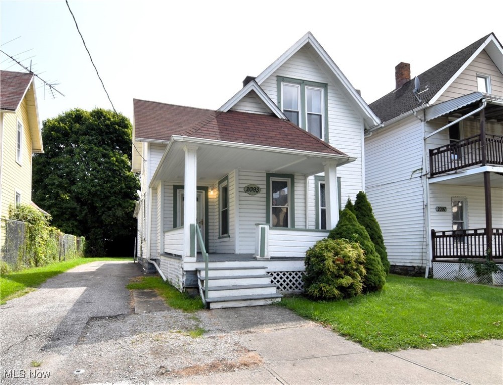 93rd St, Cleveland, OH 44102