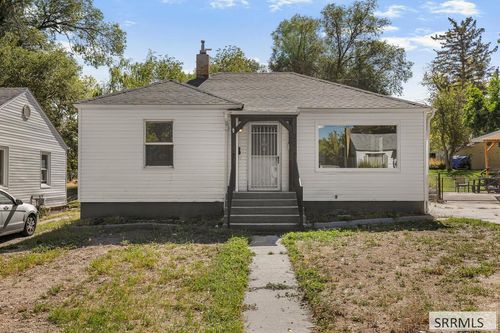 77 Cottonwood Ave, Pocatello, ID, 83204-4054 | Card Image