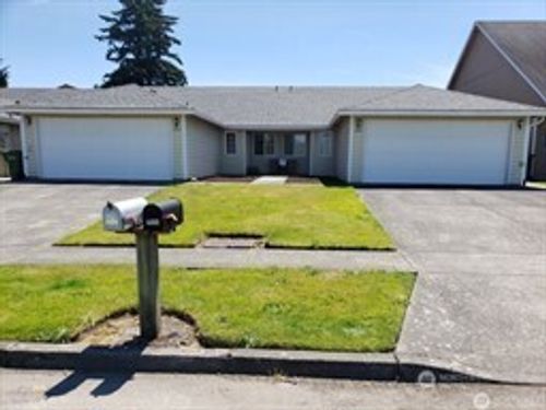 2210 48th Ave, Longview, WA, 98632-5016 | Card Image