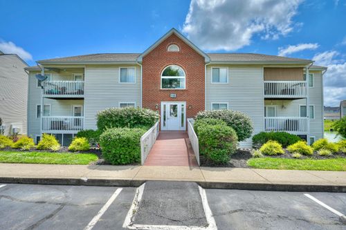 8-10160 Carnation Ct, Florence, KY, 41042-3288 | Card Image