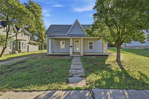 406 S 3rd St, Odessa, MO, 64076-1414 | Card Image
