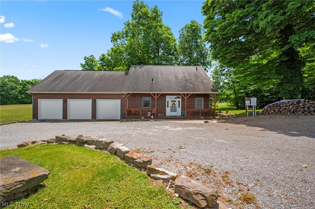 Hamilton Rd, East Palestine, OH 44413