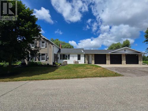 2081 John St, Gorrie, ON, N0G1X0 | Card Image