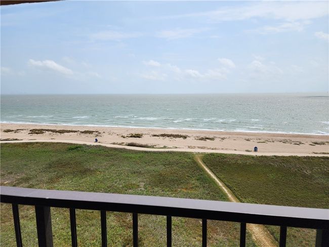 APT-501 - 202 Reef Ave, Condo with 2 bedrooms, 2 bathrooms and 1 parking in Corpus Christi TX | Image 11