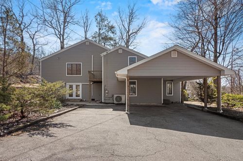 15 Park Ave, Warwick, NY, 10990-1731 | Card Image