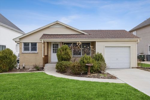 5325 S Catherine Ave, Countryside, IL, 60525-2841 | Card Image