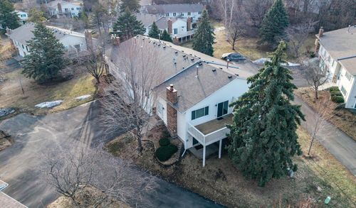 1711 W 140th St, Burnsville, MN, 55337-4420 | Card Image