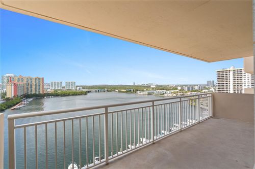1620-250 174th St, Sunny Isles Beach, FL, 33160-3351 | Card Image