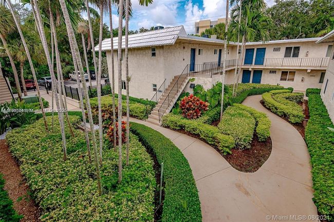 APT-26 - 8607 Sw 68 Th Ct, Condo with 2 bedrooms, 1 bathrooms and null parking in Pinecrest FL | Image 17