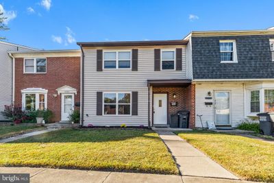 14782 Tamarack Place, Townhouse with 4 bedrooms, 1 bathrooms and null parking in WOODBRIDGE VA | Image 2