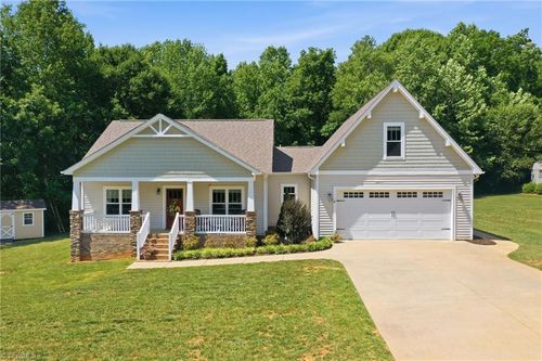 1037 Shenandoah Trl, Boonville, NC, 27011-8967 | Card Image